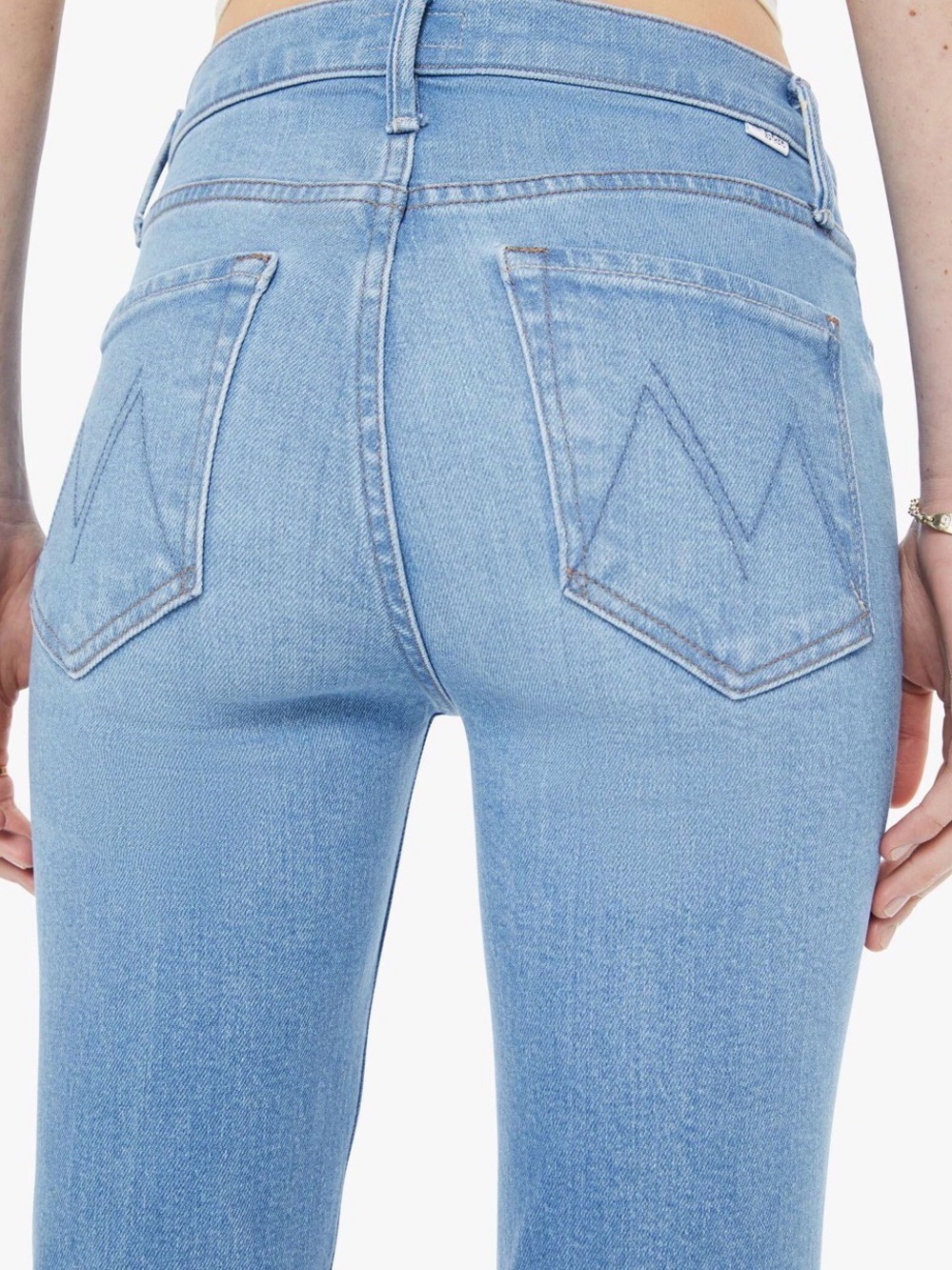 MOTHER mid rise Dazzler crop fray Jeans size 28